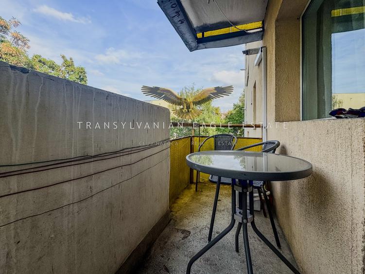Apartament cu 3 camere decomandat, mobilat în Zorilor
