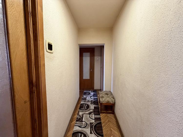 Apartament cu 3 camere decomandat, mobilat în Aiud