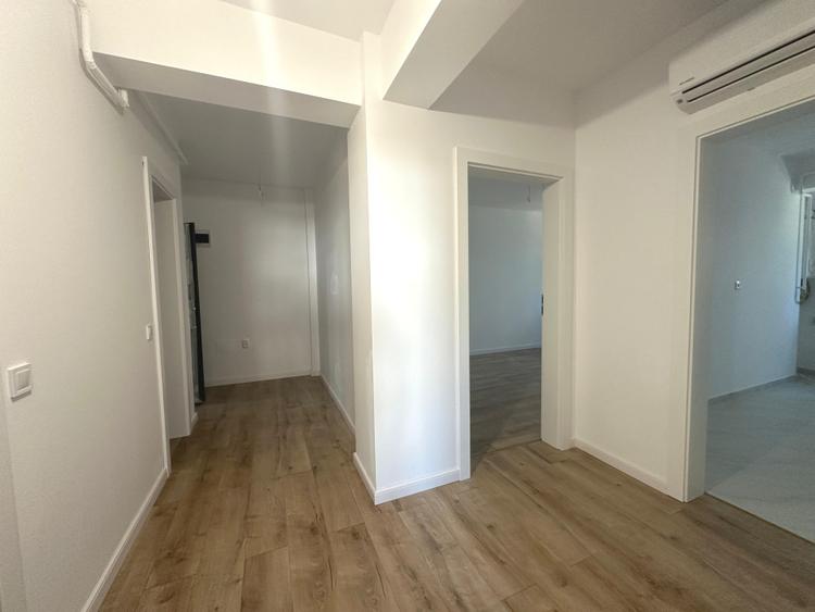 Apartament cu 3 camere decomandat în Popas Păcurari
