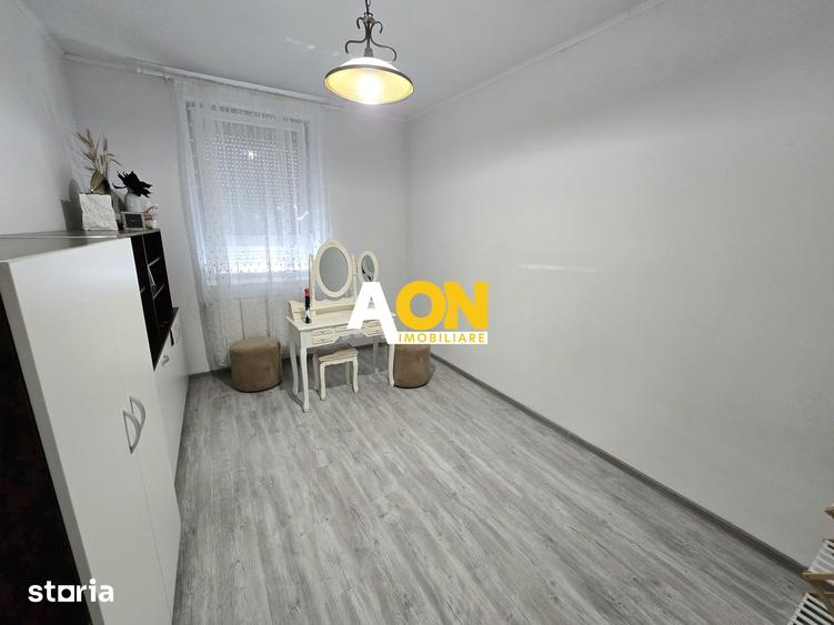 Casă cu 4 camere cu Canalizare în Central