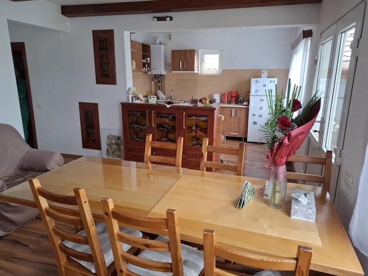 Casă cu Teren 600 Mp în Central