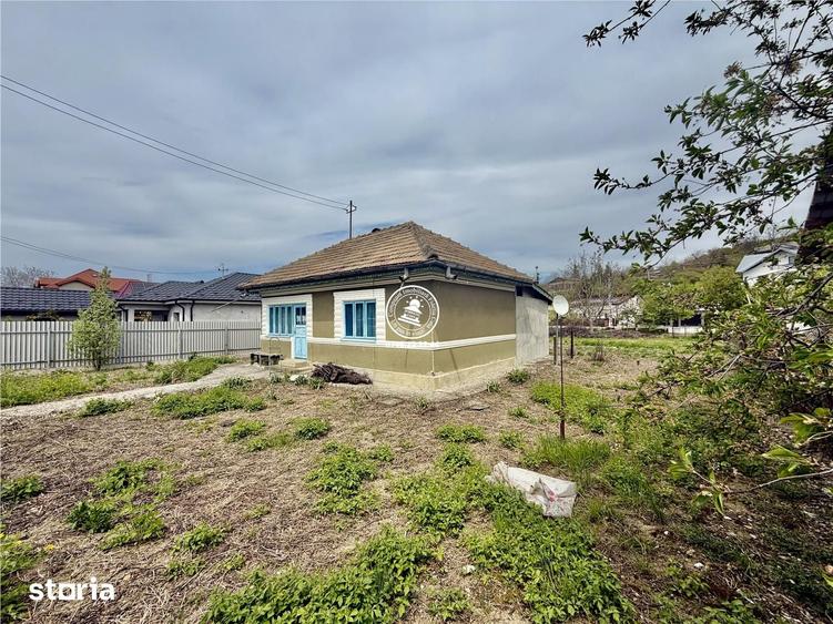 Casă cu 4 camere cu Teren 721 Mp în Bucium