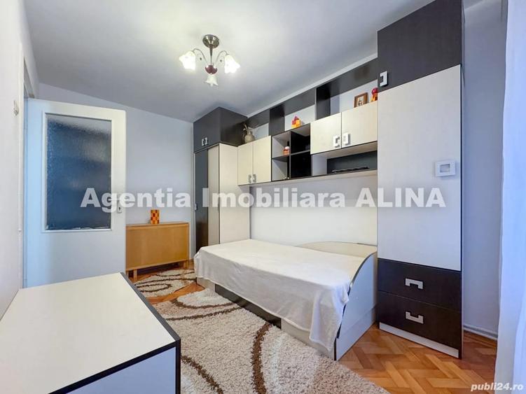 Apartament cu 3 camere decomandat în Progresul