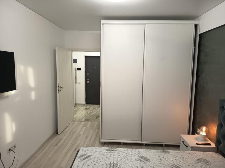 Apartament cu 2 camere semidecomandat în Chiajna