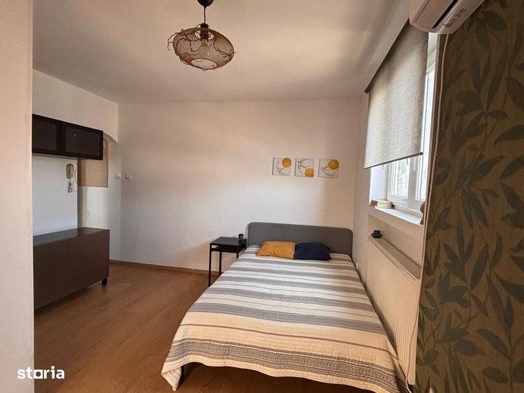 Garsonieră decomandată în Brezoianu