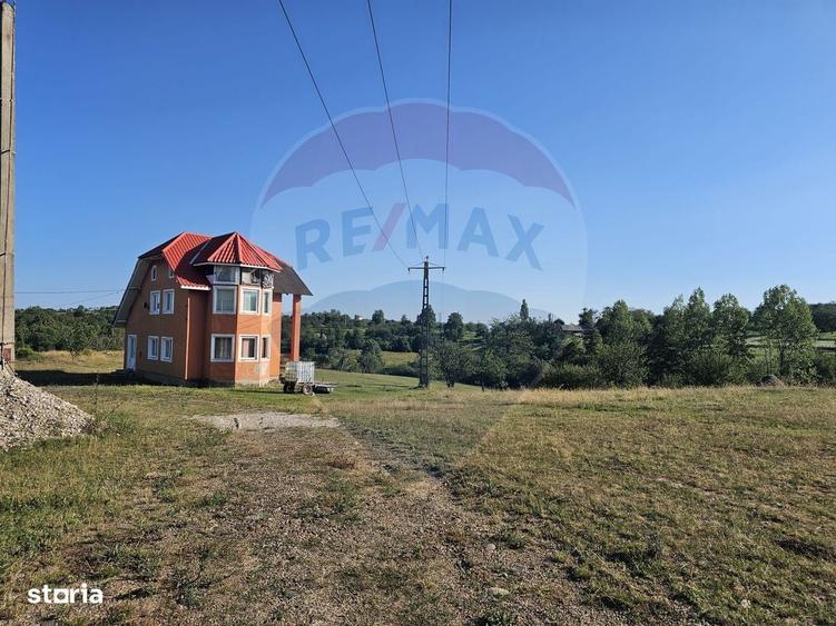 Casă cu 4 camere în Vad