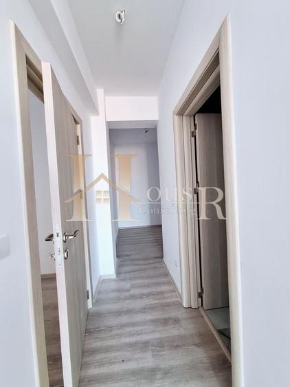 Apartament cu 3 camere decomandat în Girocului