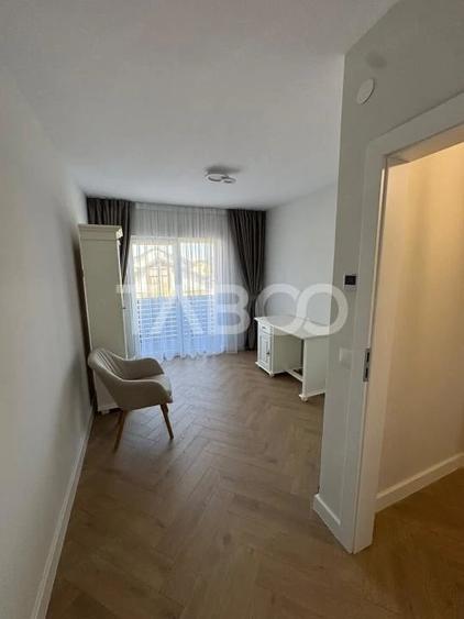 Casă cu 4 camere cu Teren 380 Mp în Central