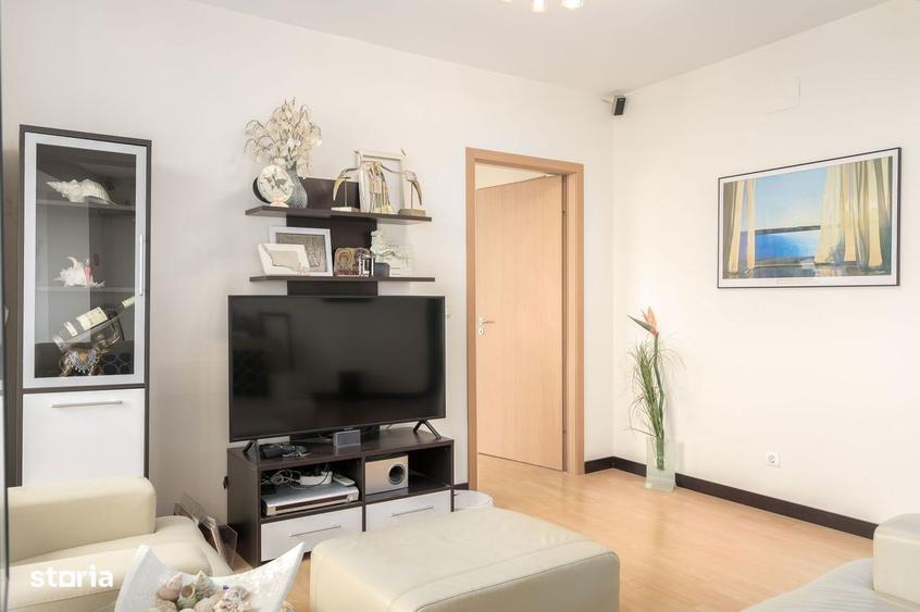Apartament cu 3 camere în Tineretului