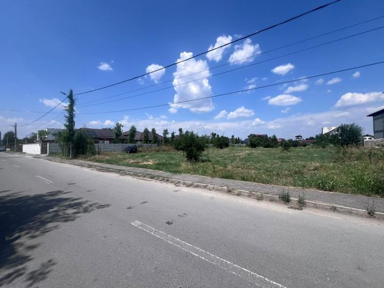 Teren Construcții intravilan de 4686 mp, în Cornetu