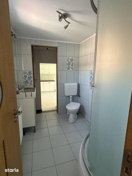 Casă cu 3 camere cu Teren 208 Mp în Moieciu