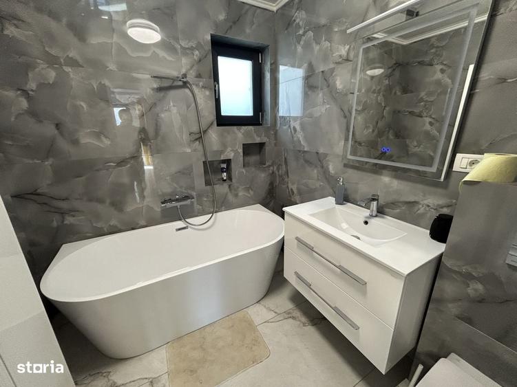 Casă cu 3 camere în Central