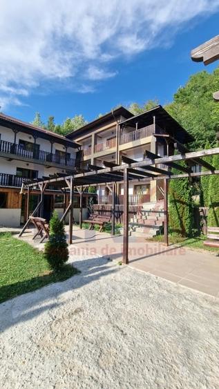 Spațiu comercial, de 2,000 mp, în Cornu de Jos (Cornu)