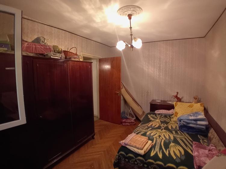 Apartament cu 2 camere semidecomandat în Berceni