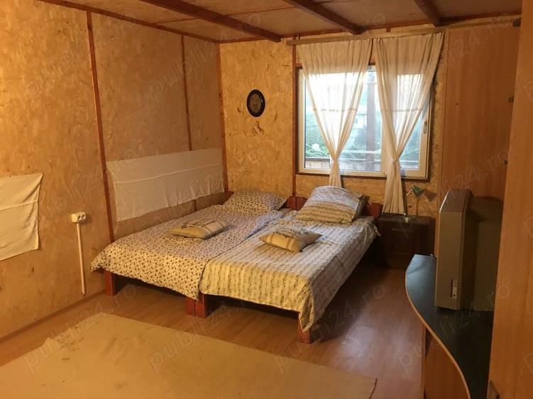Casă cu 5 camere cu Teren 400 Mp în Mahmudia