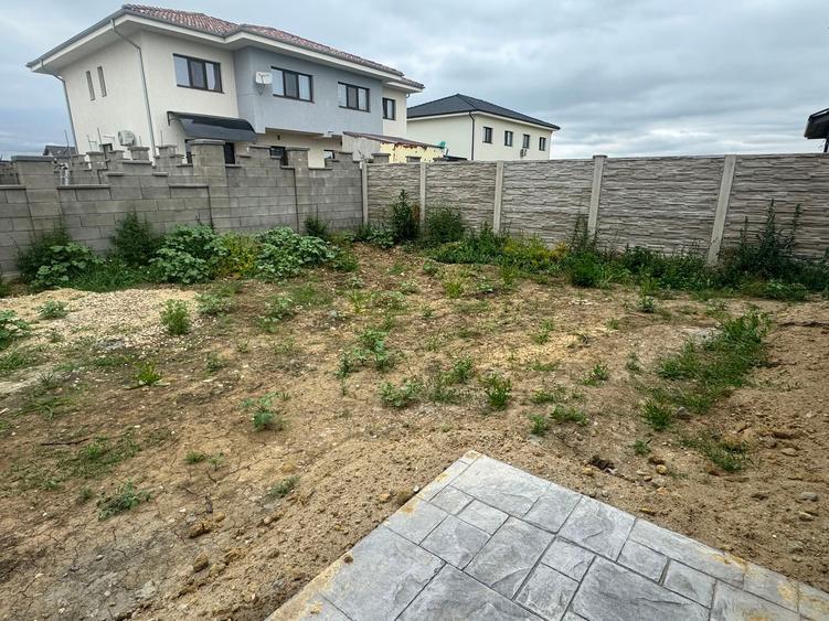 Duplex cu 3 camere cu Teren 300 Mp în Urseni
