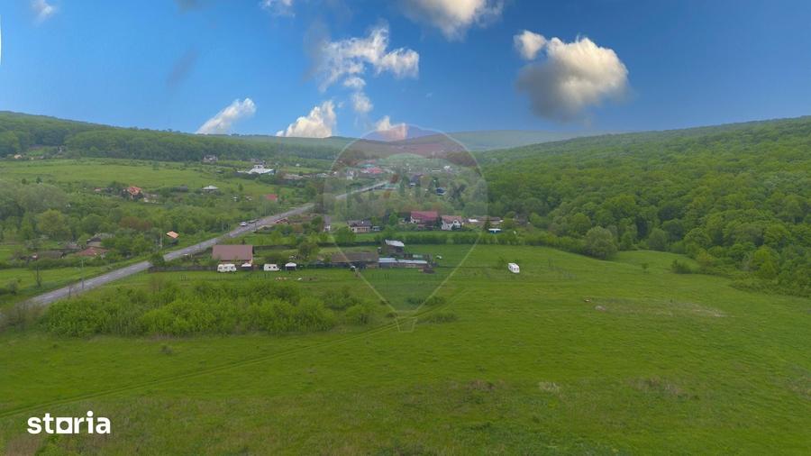 Teren de 855 mp, în Schitu Duca