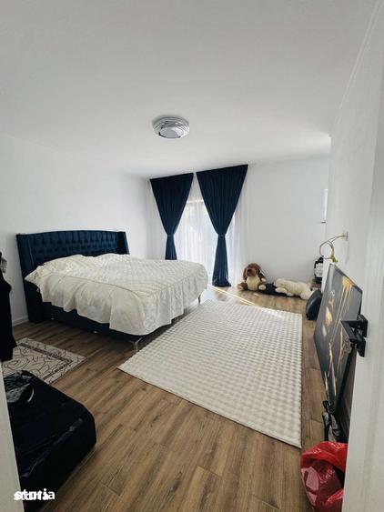 Casă cu 3 camere cu Teren 350 Mp în Central