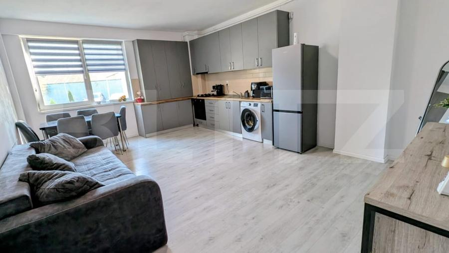 Apartament cu 2 camere semidecomandat, mobilat în Ampoi 3