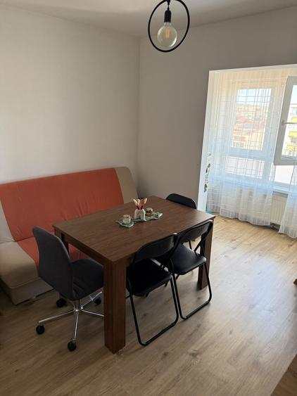 Apartament cu 2 camere decomandat în Între Lacuri