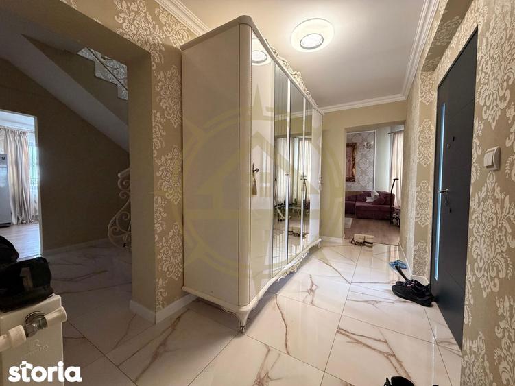 Casă cu 6 camere cu Teren 622 Mp în Snagov