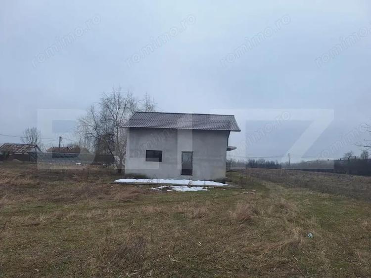 Casă cu Teren 400 Mp în Lazuri