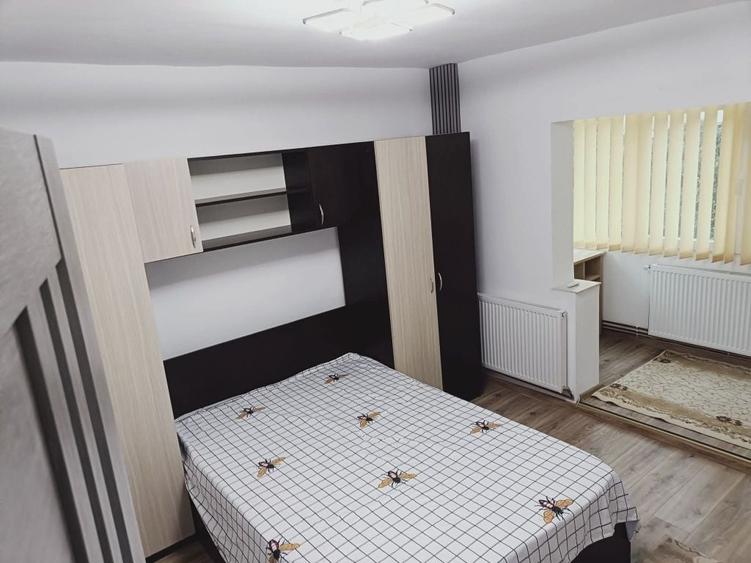 Apartament cu 2 camere decomandat în Popoveni