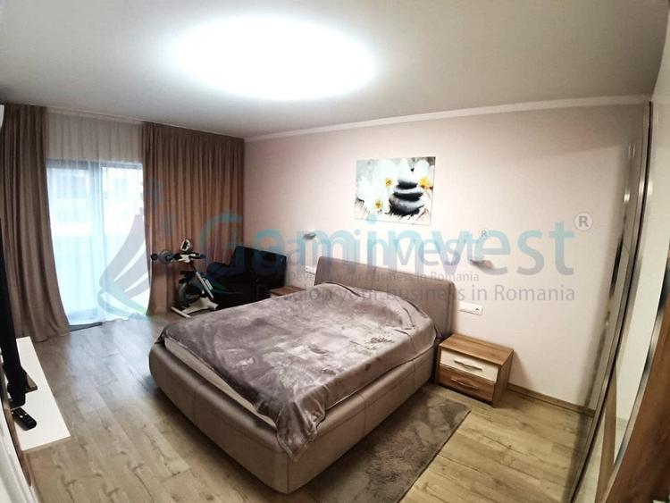 Apartament cu 2 camere decomandat, mobilat în Est