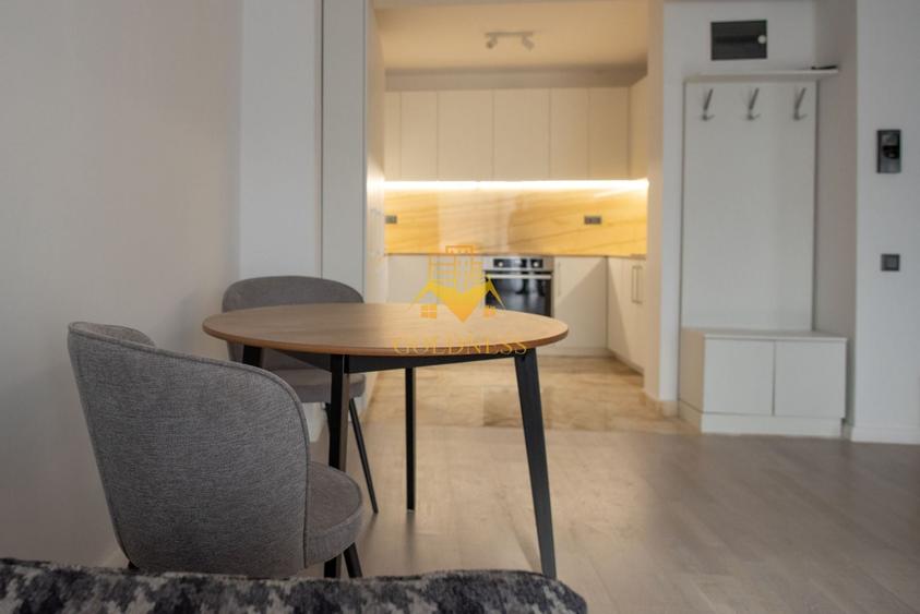 Apartament cu 2 camere semidecomandat, mobilat în Plopilor