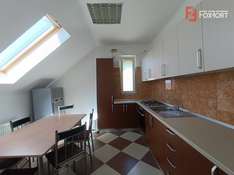 Apartament cu 2 camere semidecomandat, mobilat în Moșnița Nouă