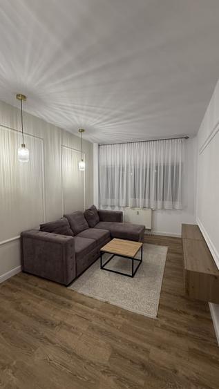 Apartament cu 2 camere semidecomandat în Bună Ziua