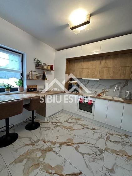Apartament cu 3 camere decomandat, mobilat în Arhitecților - Calea Cisnădiei