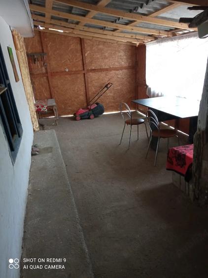 Casa locuibila, renovata, mobilata, rasa, com. Gradistea - 2