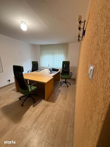 Apartament cu 2 camere decomandat în Tractorul