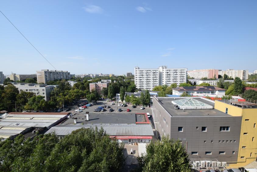 Apartament cu 3 camere, Piața Miniș - Titan - 15