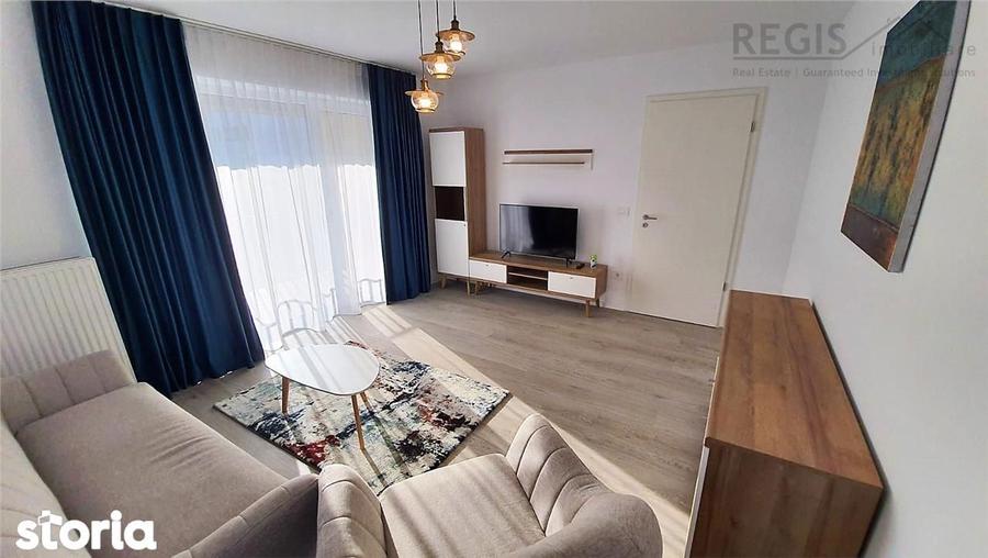 Apartament cu 3 camere decomandat în Tractorul