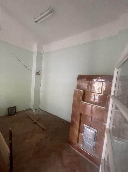 Casă cu 3 camere în Central