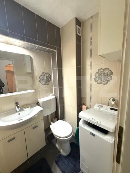 Apartament cu 3 camere decomandat, mobilat în Unirii