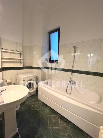 Apartament cu 4 camere decomandat, mobilat în Primăverii