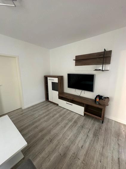Inchiriez apartament 2 camere - 5