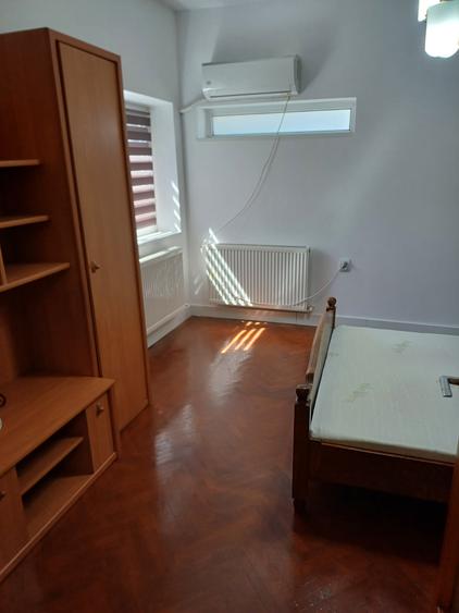 Casă cu 3 camere cu Teren 120 Mp în Brâncoveanu