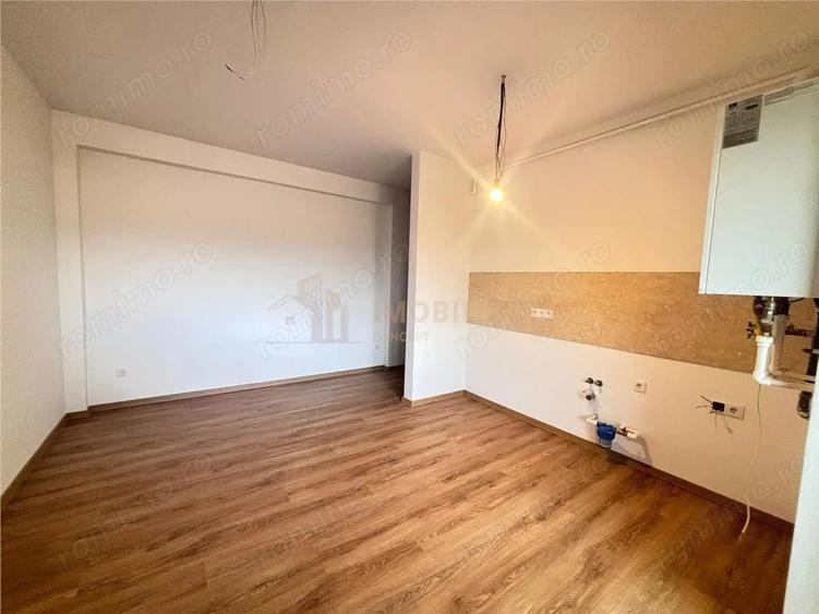 Apartament cu 3 camere în Independenței