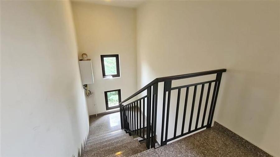 Apartament cu 3 camere decomandat în Blașcovici