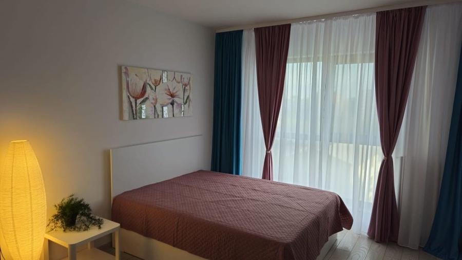 Garsonieră decomandată în Sud