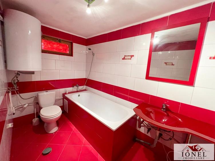 Casă individuală cu 4 camere cu Teren 312 Mp în Est