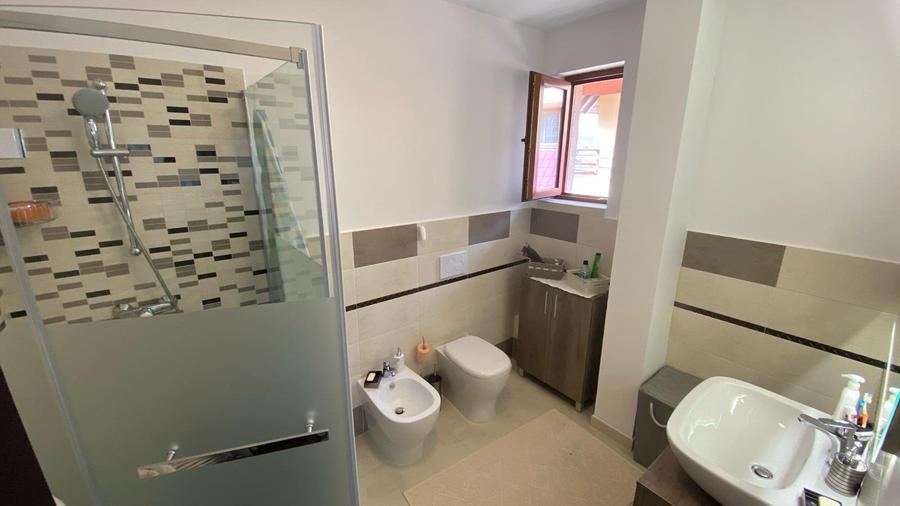 Casă individuală cu 5 camere cu Teren 1017 Mp în Bascov