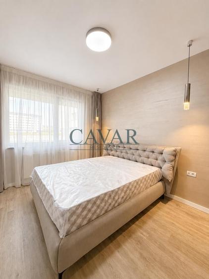 Apartament cu 3 camere decomandat, mobilat în Apărătorii Patriei