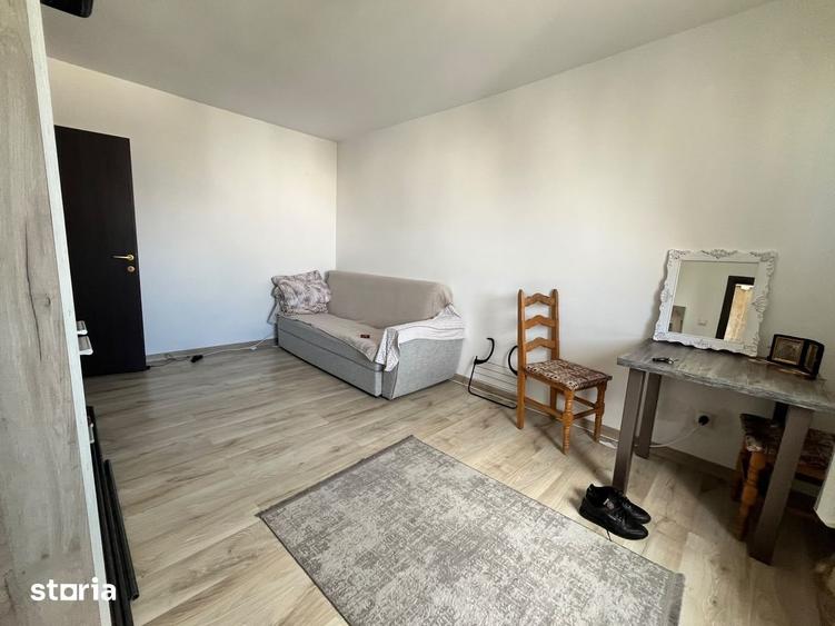 Garsonieră semidecomandată în Mircea cel Bătrân