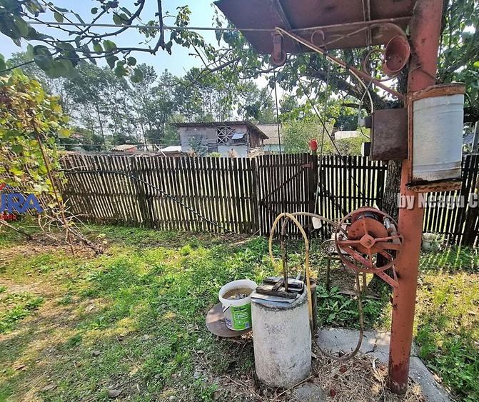 Casă individuală cu 3 camere cu Canalizare în Recea