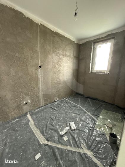 Casă cu 4 camere cu Teren 302 Mp în Mărăcineni